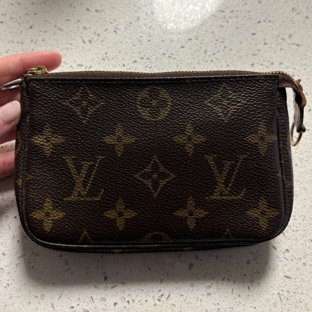 Authentic Louis Vuitton Monogram Pochette Accessoires Small Wristlet